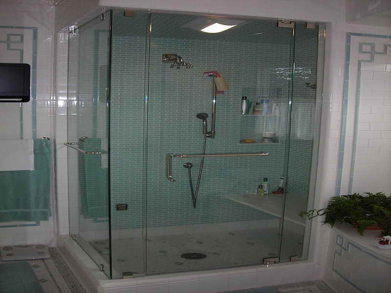 Luxurious shower decor 2