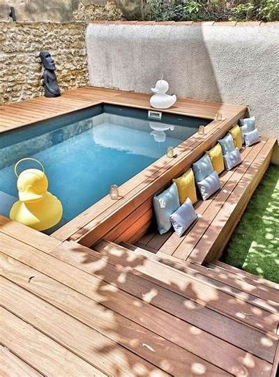 Astonishing above ground pool
decks ideas