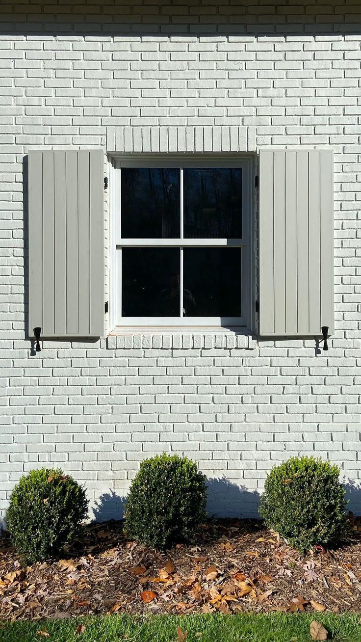 Why painting exterior wood
shutters is important