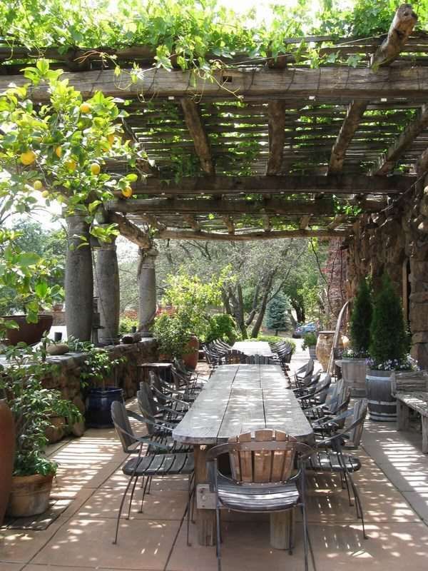 Give a Natural Impression by
using Rustic Outdoor Furniture for your Compound