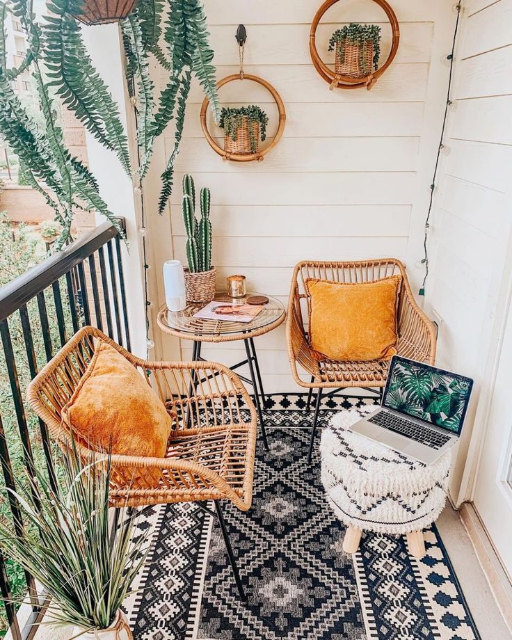 Small patio ideas to create cozy fantastic place