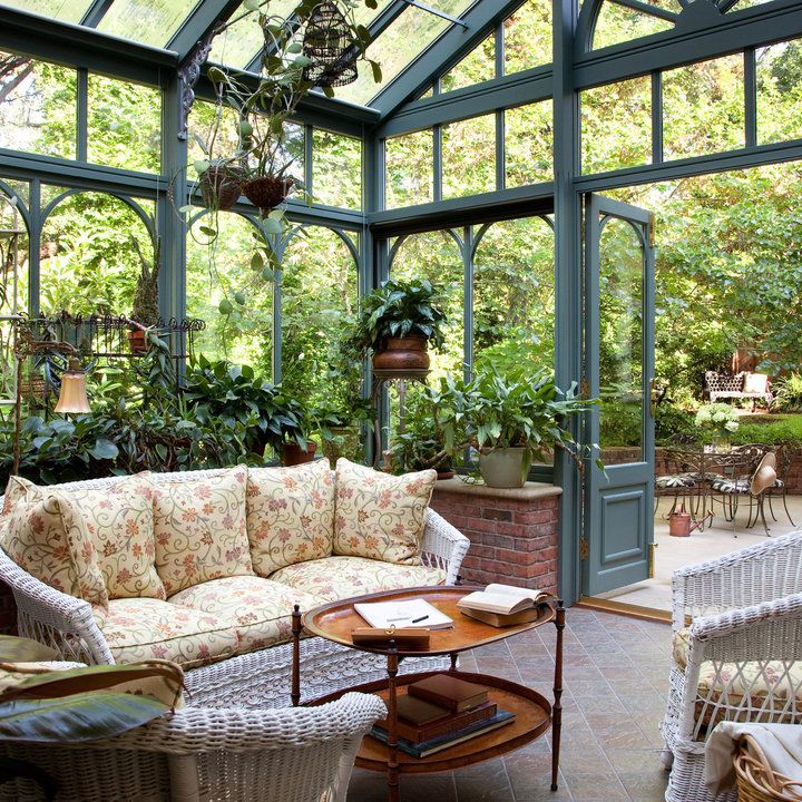 Bring the Outdoors In: Creating a
Tranquil Sunroom Space