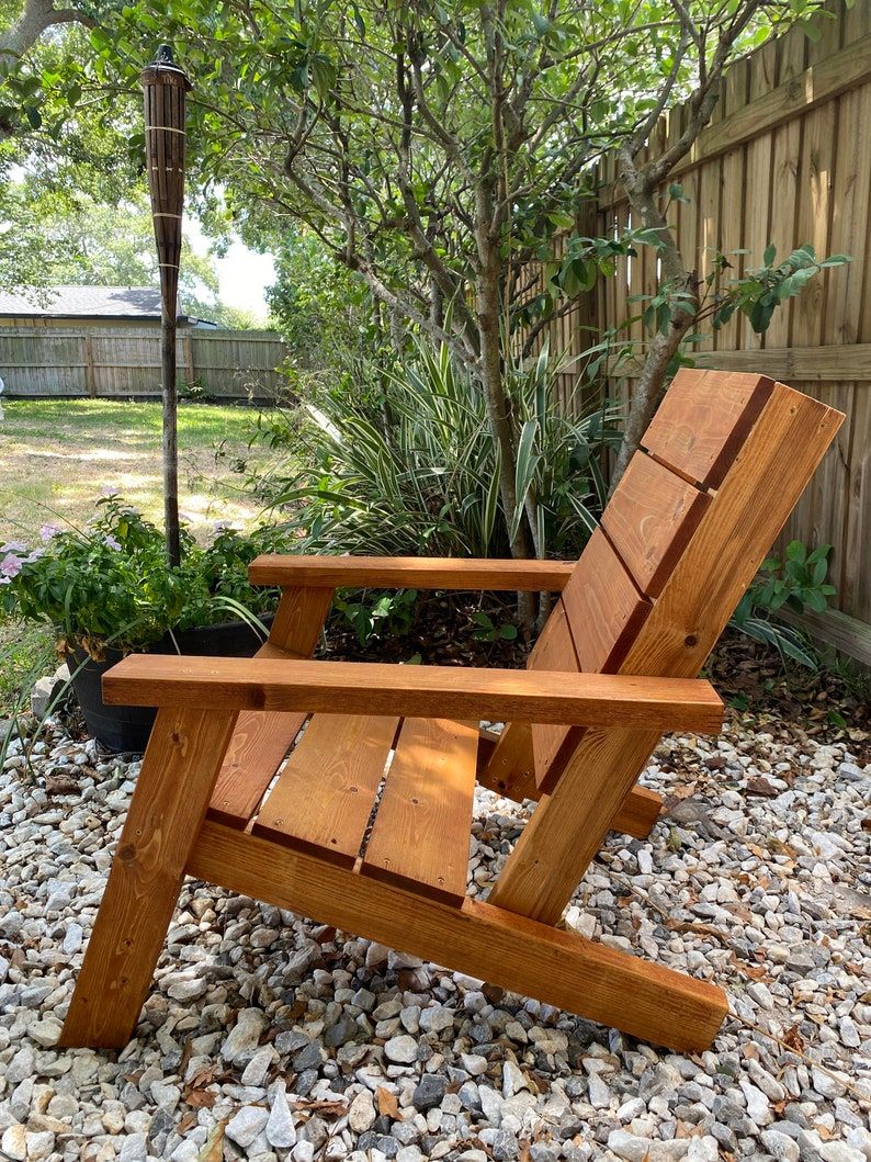 Adirondack Chair – A Comfy
Piece of Furniture for Your Garden