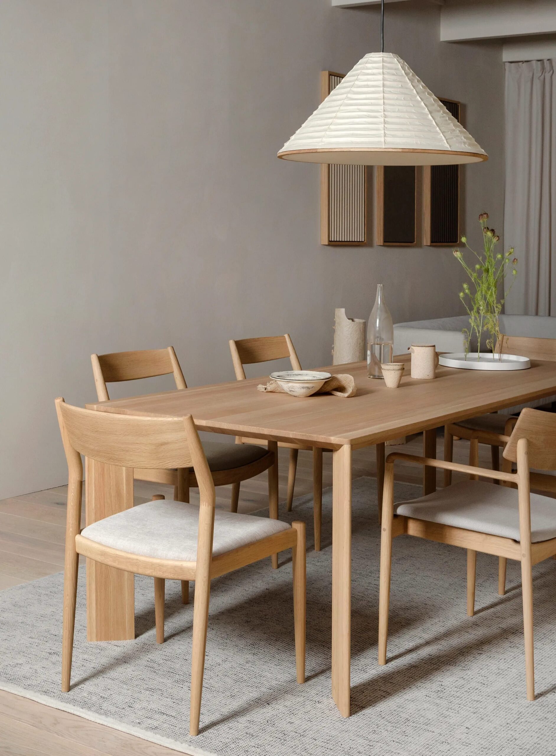 How Dining Tables and Chairs
Influence Your Meals