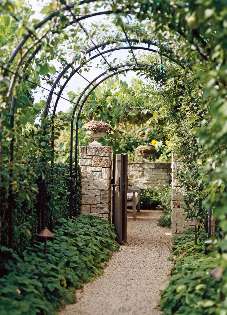 Factors to put first when it
comes to garden arches