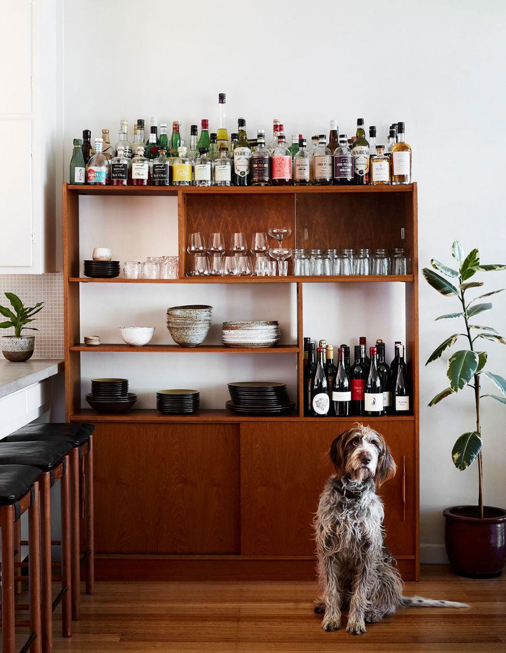 How to Select Your Fantastic
Home Bar Furniture