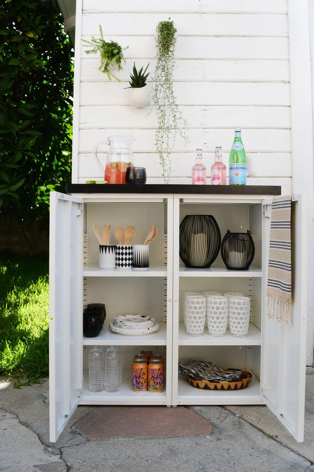 Outdoor Buffet Cabinet Design