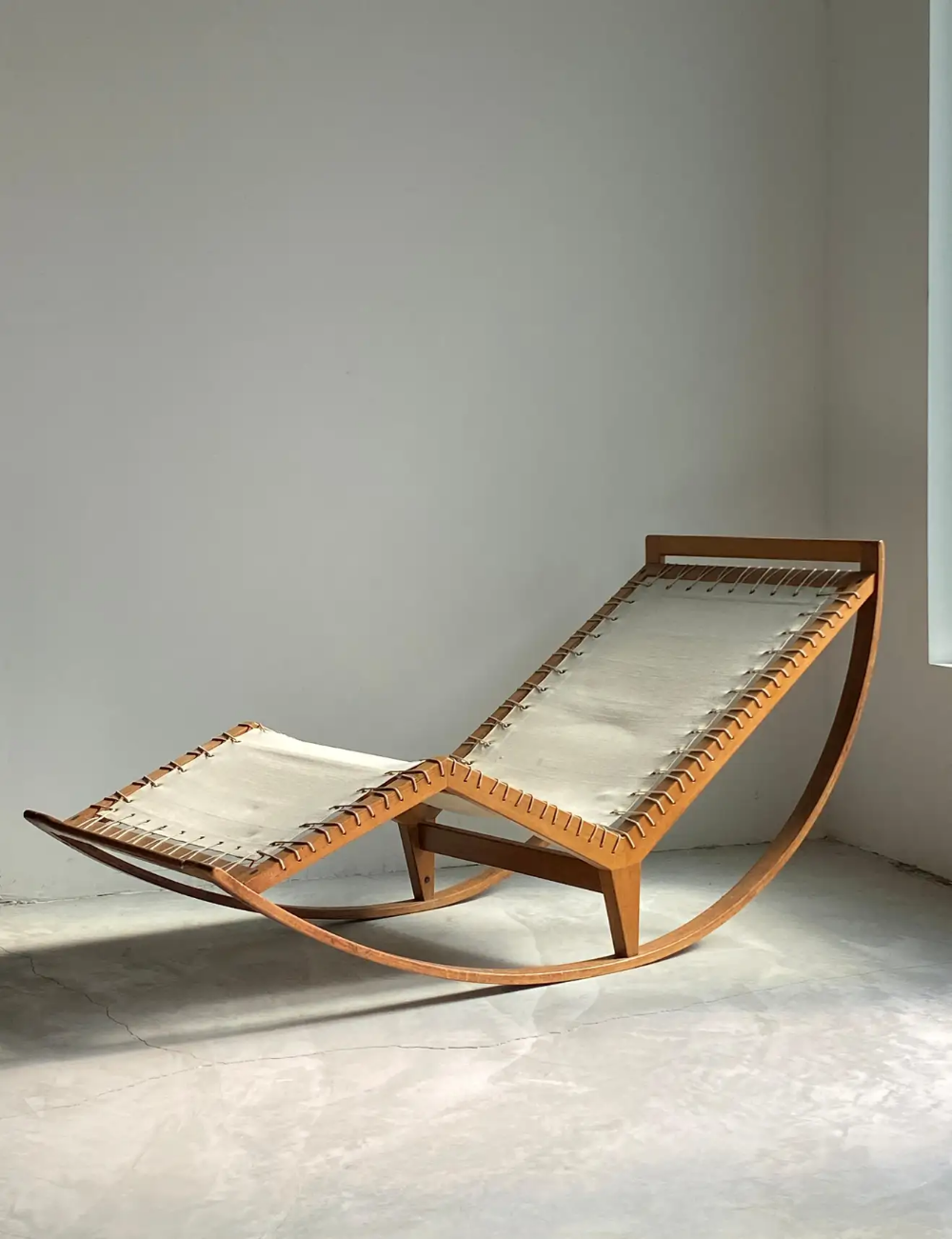 Outdoor Chaise Lounge for Real  Relaxation Outside