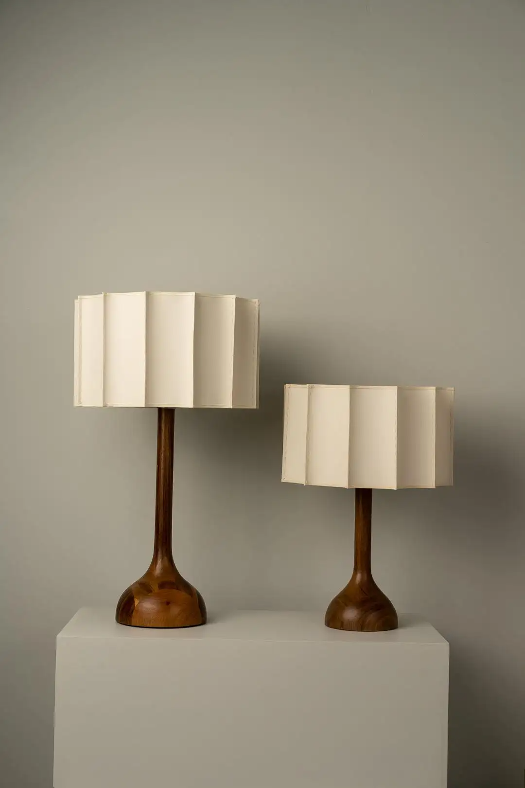 Amazing diversity of small table lamps