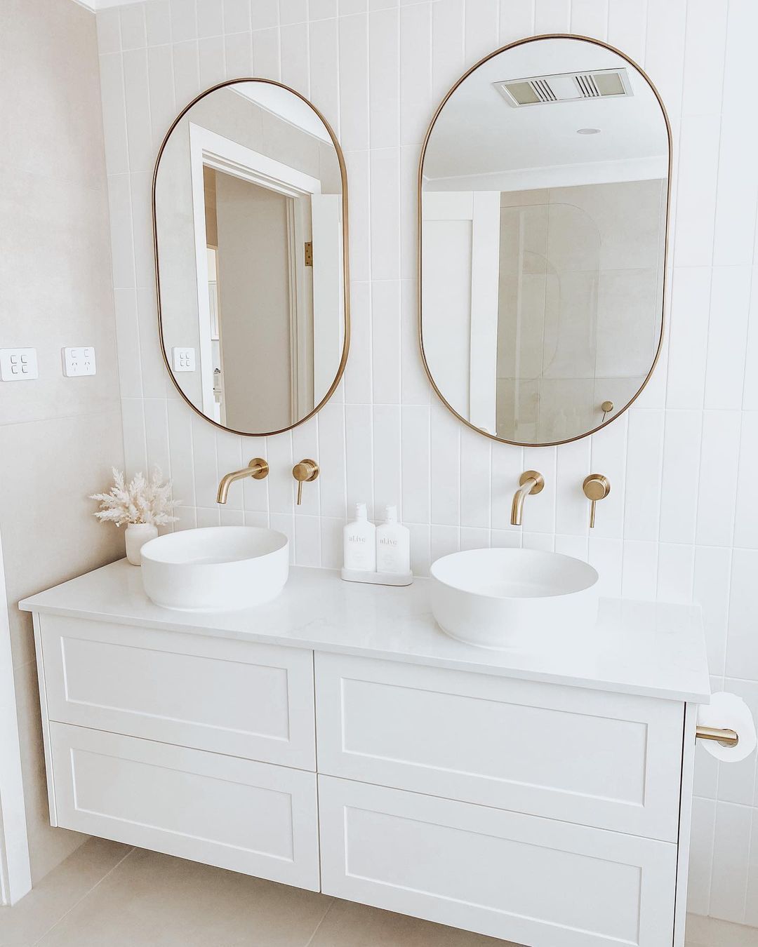 White Bathroom Vanity –
Dimension Of Dignity