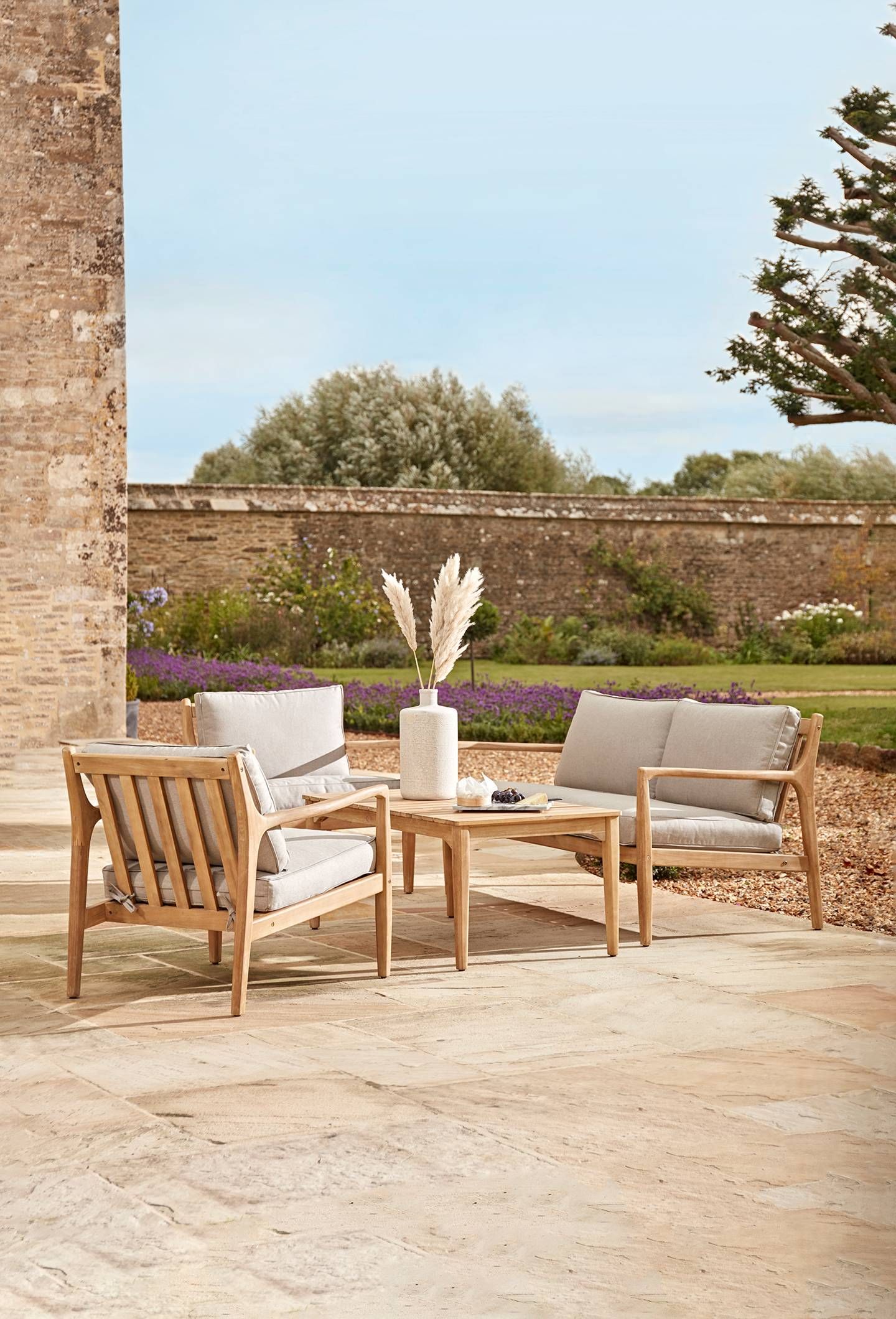 The process of adorning your
garden with wooden garden furniture sets