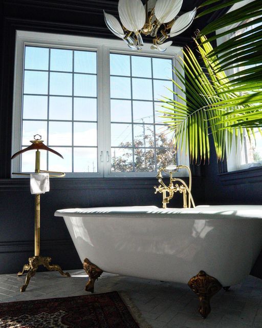 Benefits of classic cast iron bathtub