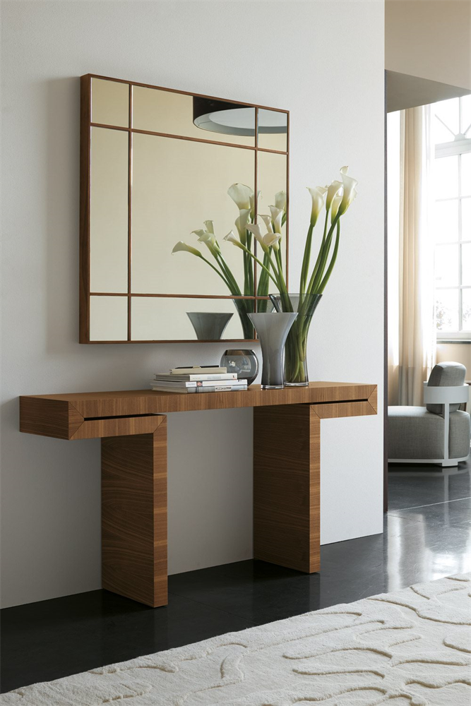 Decorate your rooms with
Contemporary Console table