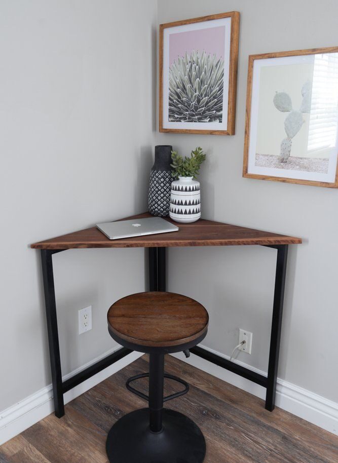 Utilize the space of the room  with Corner Table