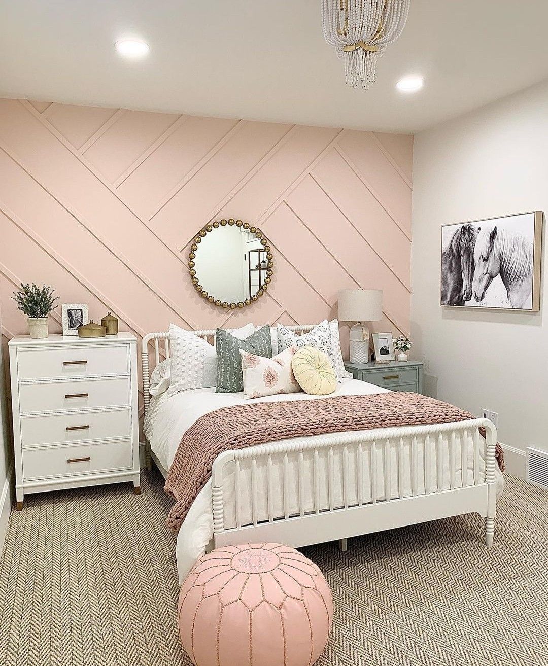 Creating Girls Bedroom Ideas
on Your Own