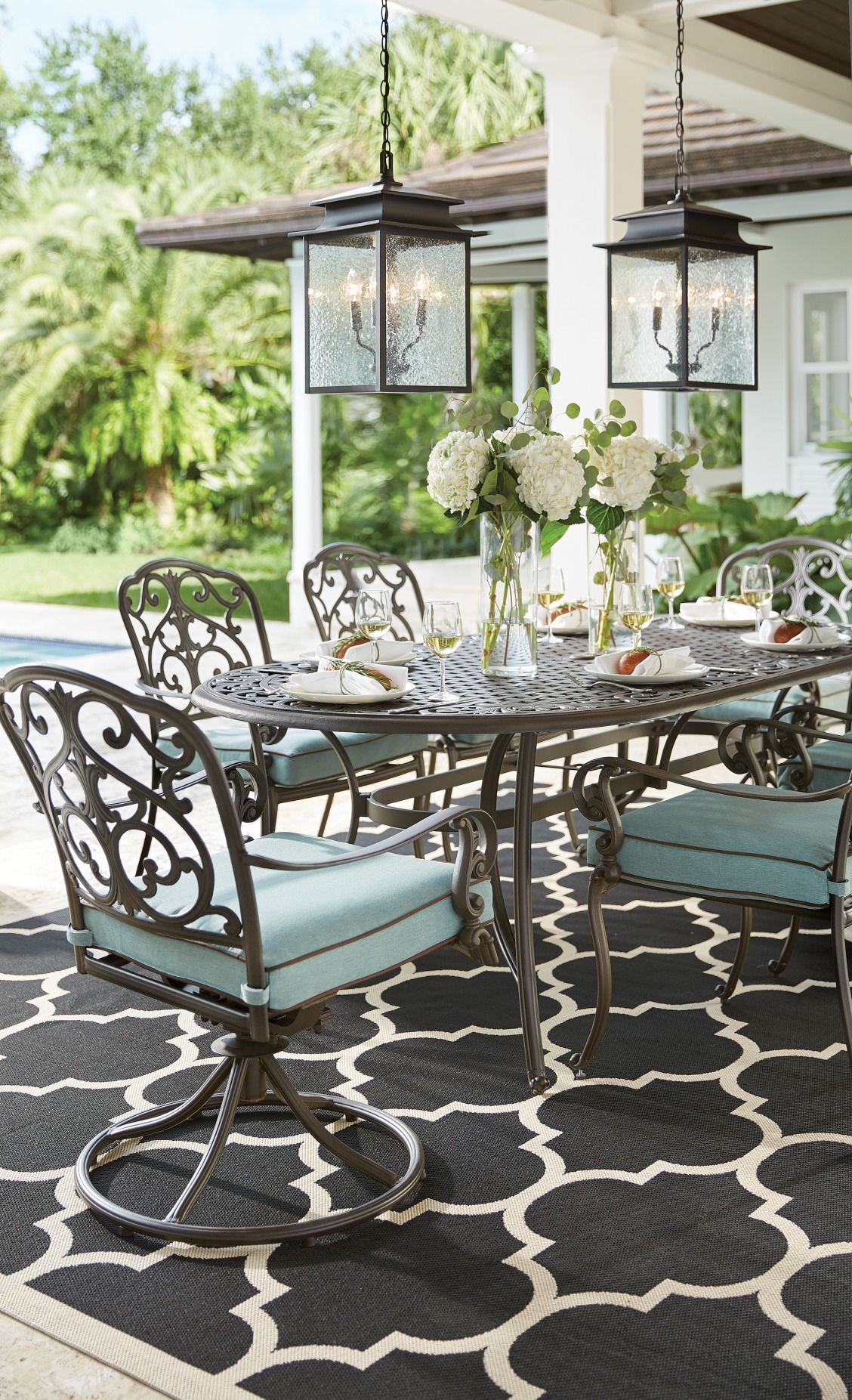 Best ways to enjoy the cast
aluminum patio furniture