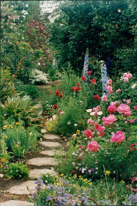 The cottage garden practice
and its usefulness to our time