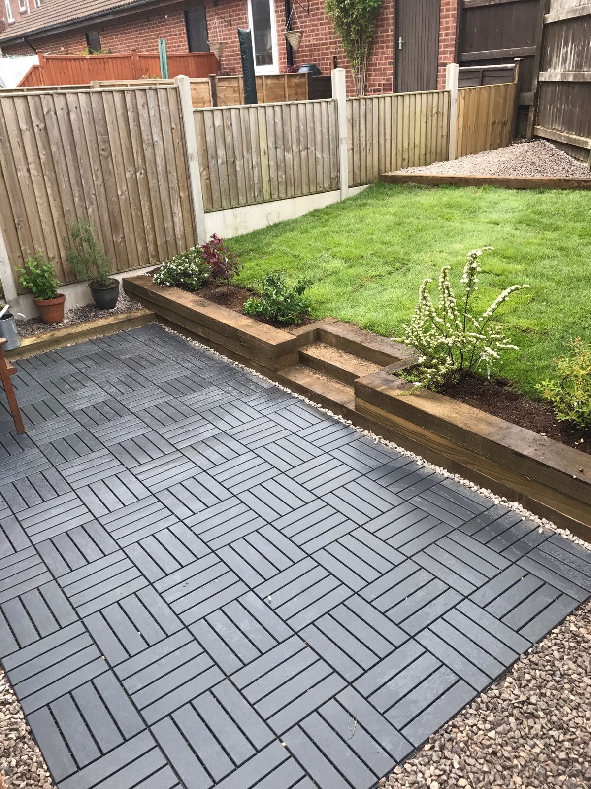 Choosing the decking tiles