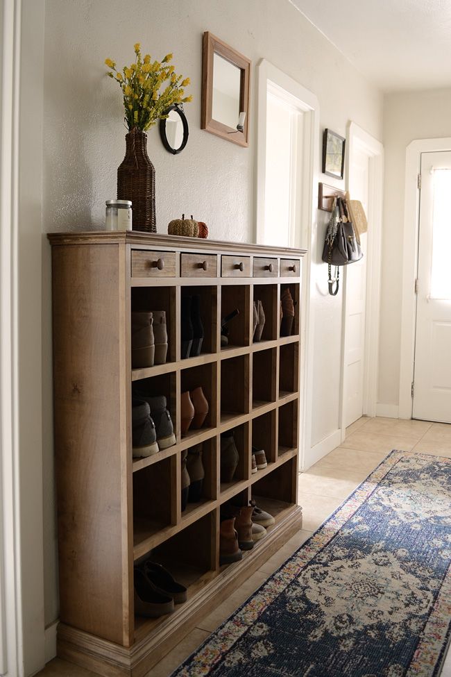 Picking an entryway shoe storage