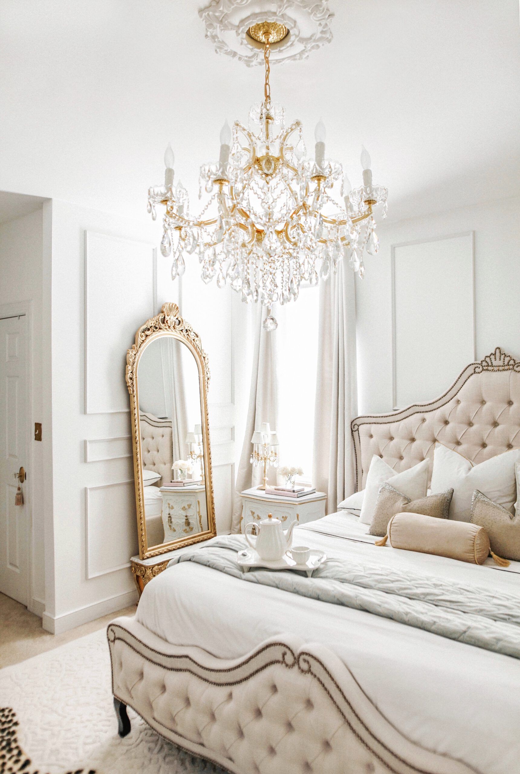 French Bedroom – The Stylish
One