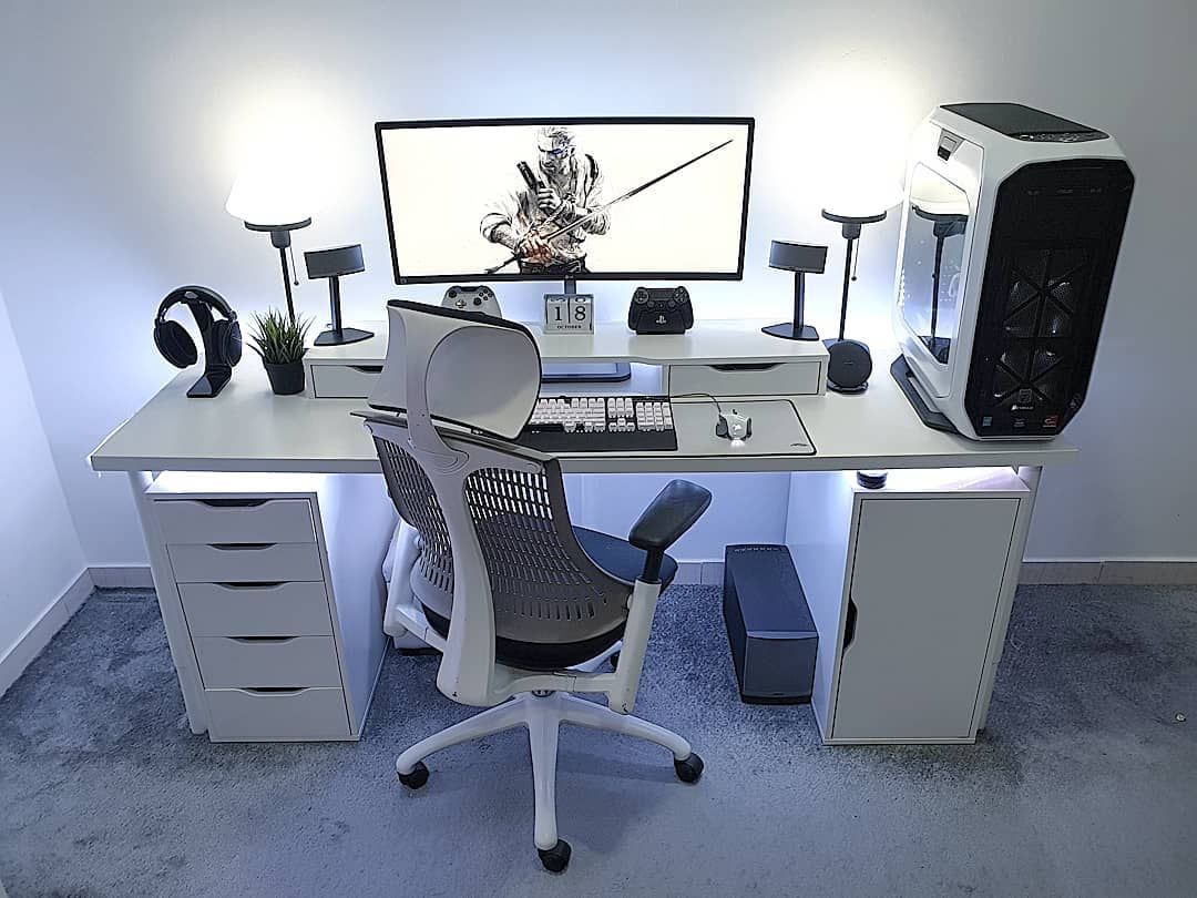 Get a Trendy and Cool Gaming
Computer Desk for You