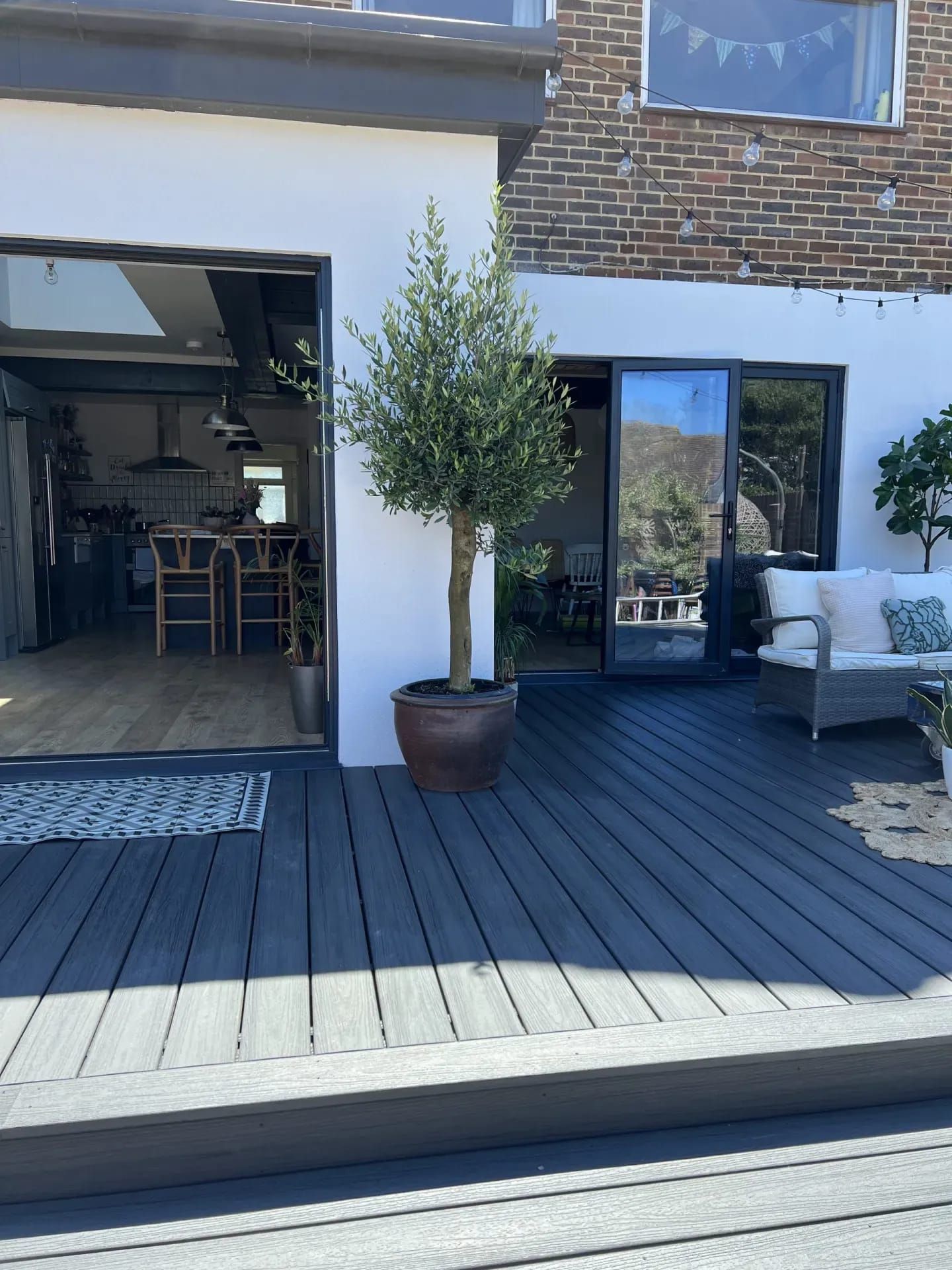 Garden Decking Ideas and How
to Maintain Them