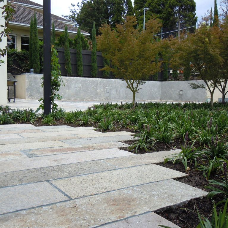 Granite Pavers are Cool and
Beautiful Designs for Gardens