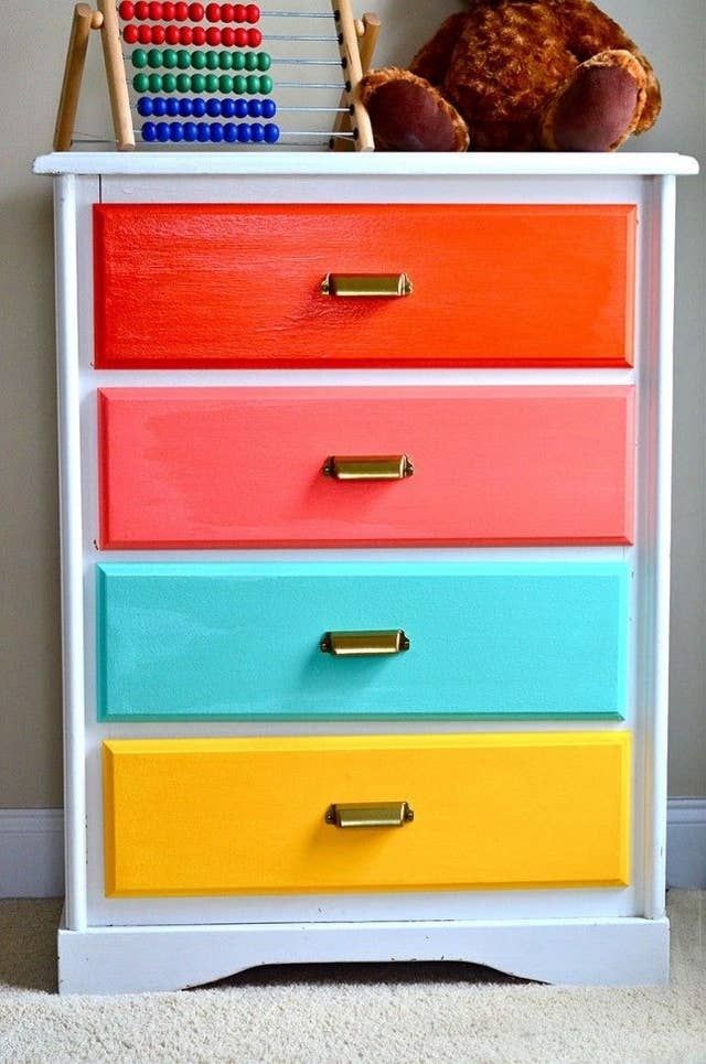 How to Style Kids Dressers To
Avoid Clutter