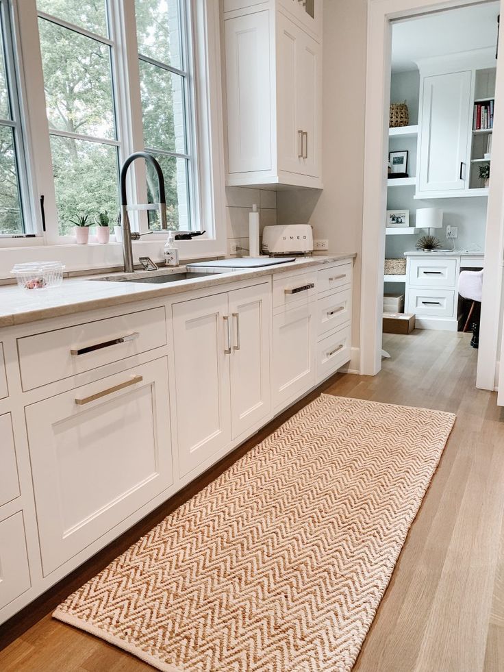 Importance Of Getting The
Right And Exotic Kitchen Rugs