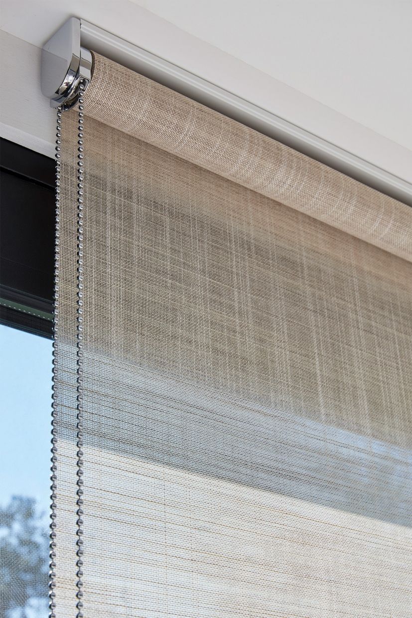 Give your house a contemporary
look: Modern curtains