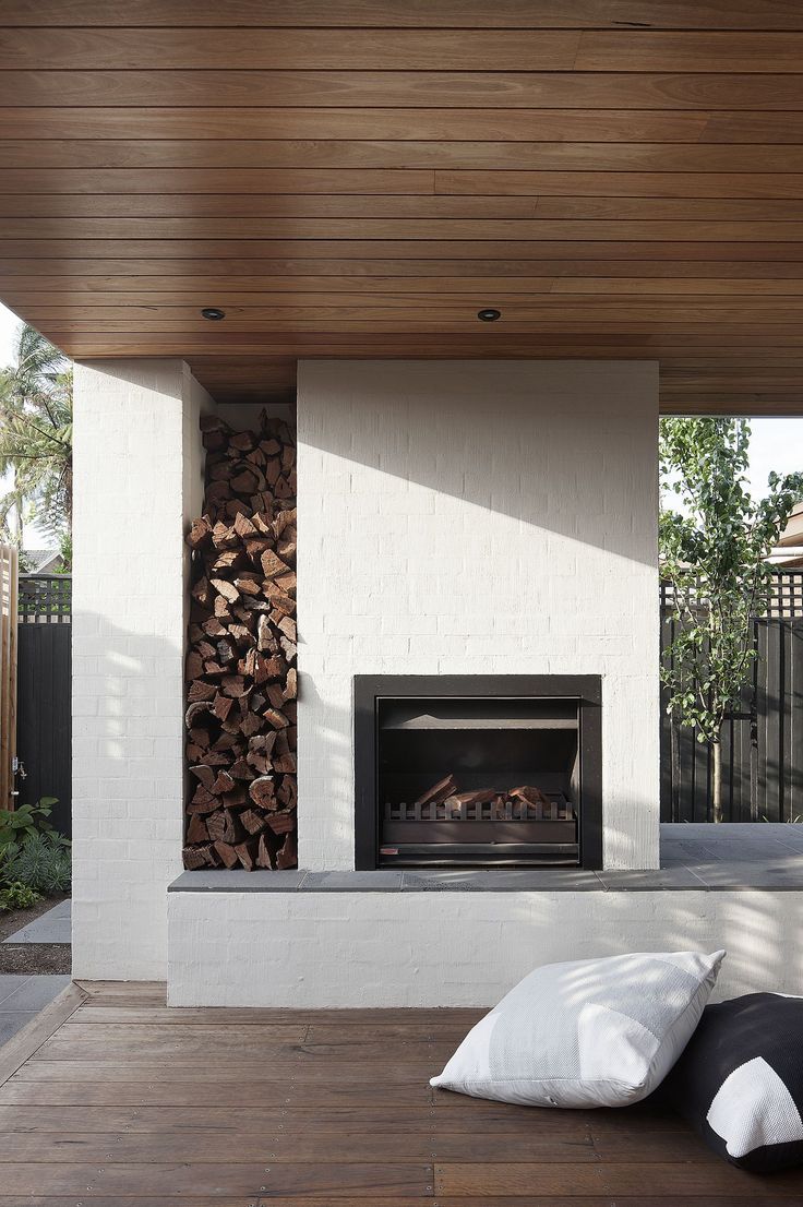 Outdoor fireplace designs –
Give that Touch of class