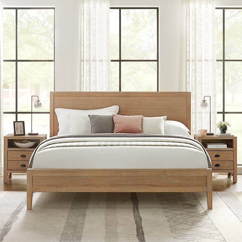 The Strong and Tasteful Wood Bed Frame for your Bedroom