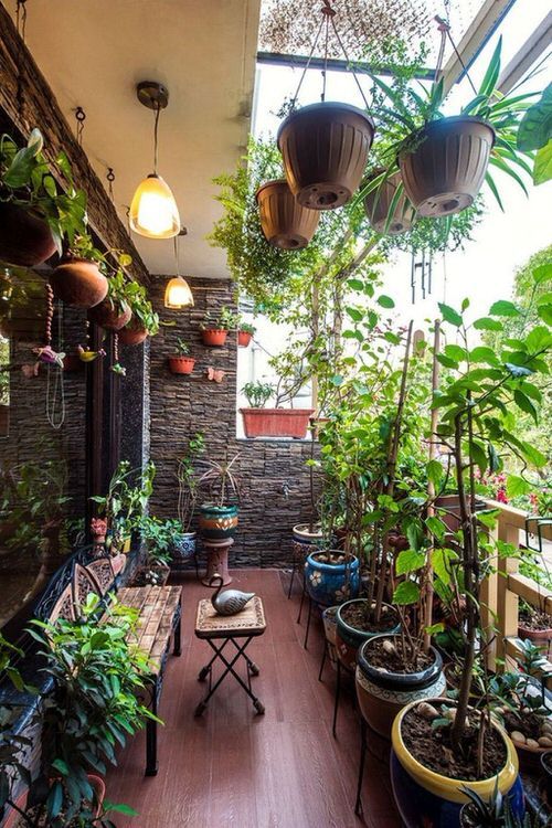 Get to Know Some Balcony Garden Ideas you can make for your Garden