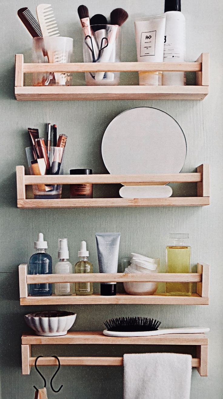 Bathroom Shelves Add to Your  Bathroom Elegance and Practicality