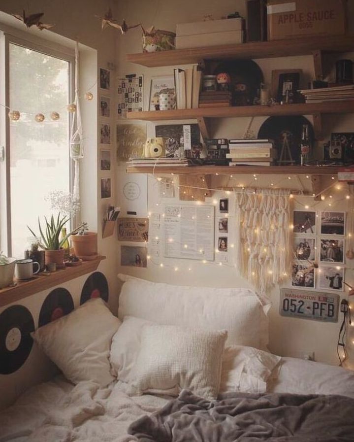 AWESOME BEDROOM IDEAS FOR
TEENAGE GIRLS