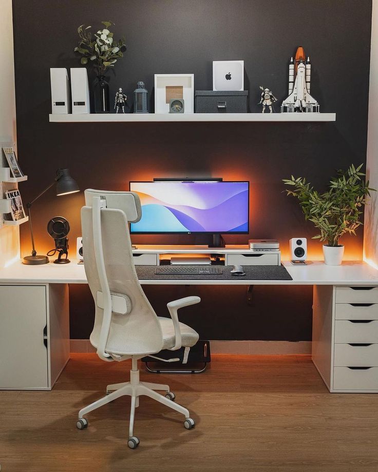 Convenient computer desks for home office