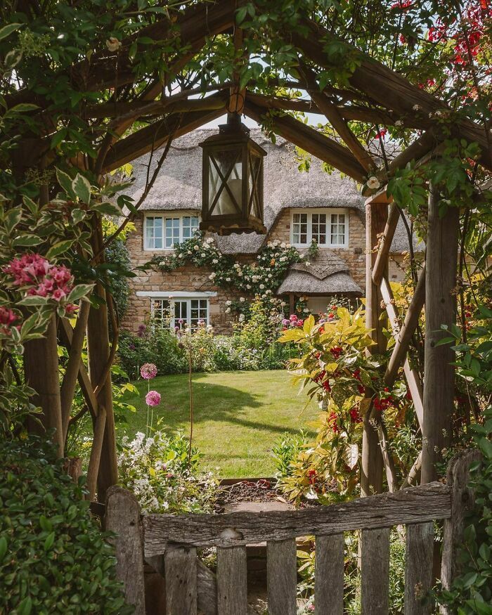 The cottage garden practice
and its usefulness to our time