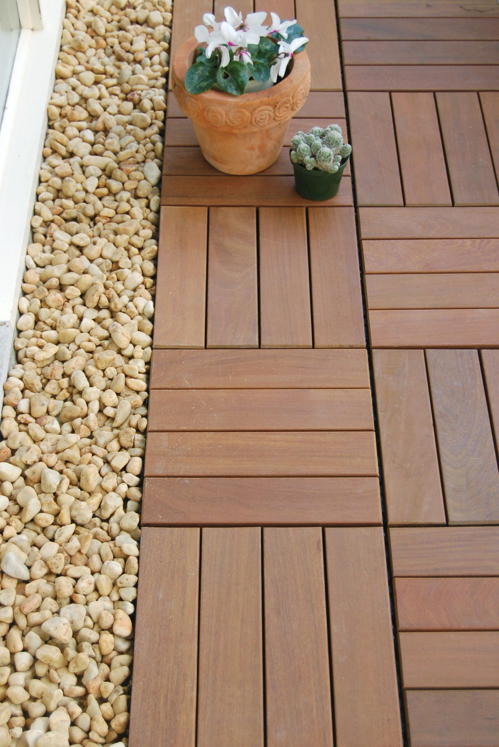 Choosing the deck tiles