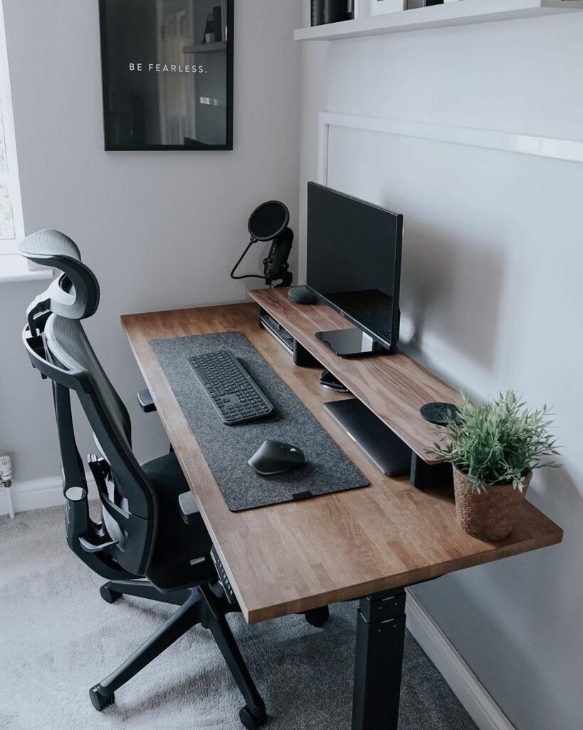 What Furnitures To Have for a
Modern Office?