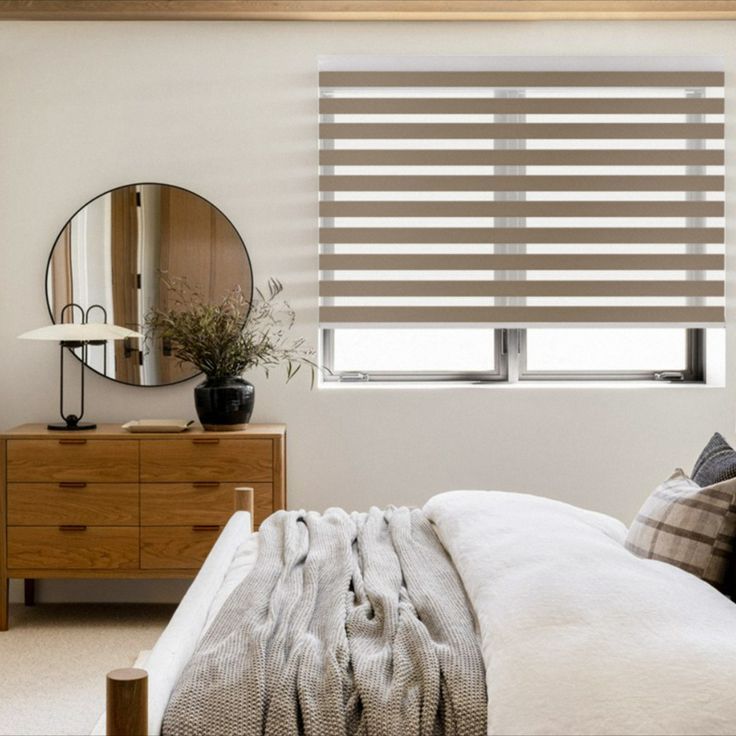 Stylish Privacy: Enhancing with
Horizontal Blinds