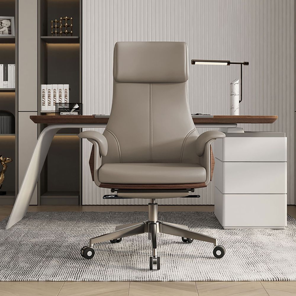 Leather office chair: types and usage