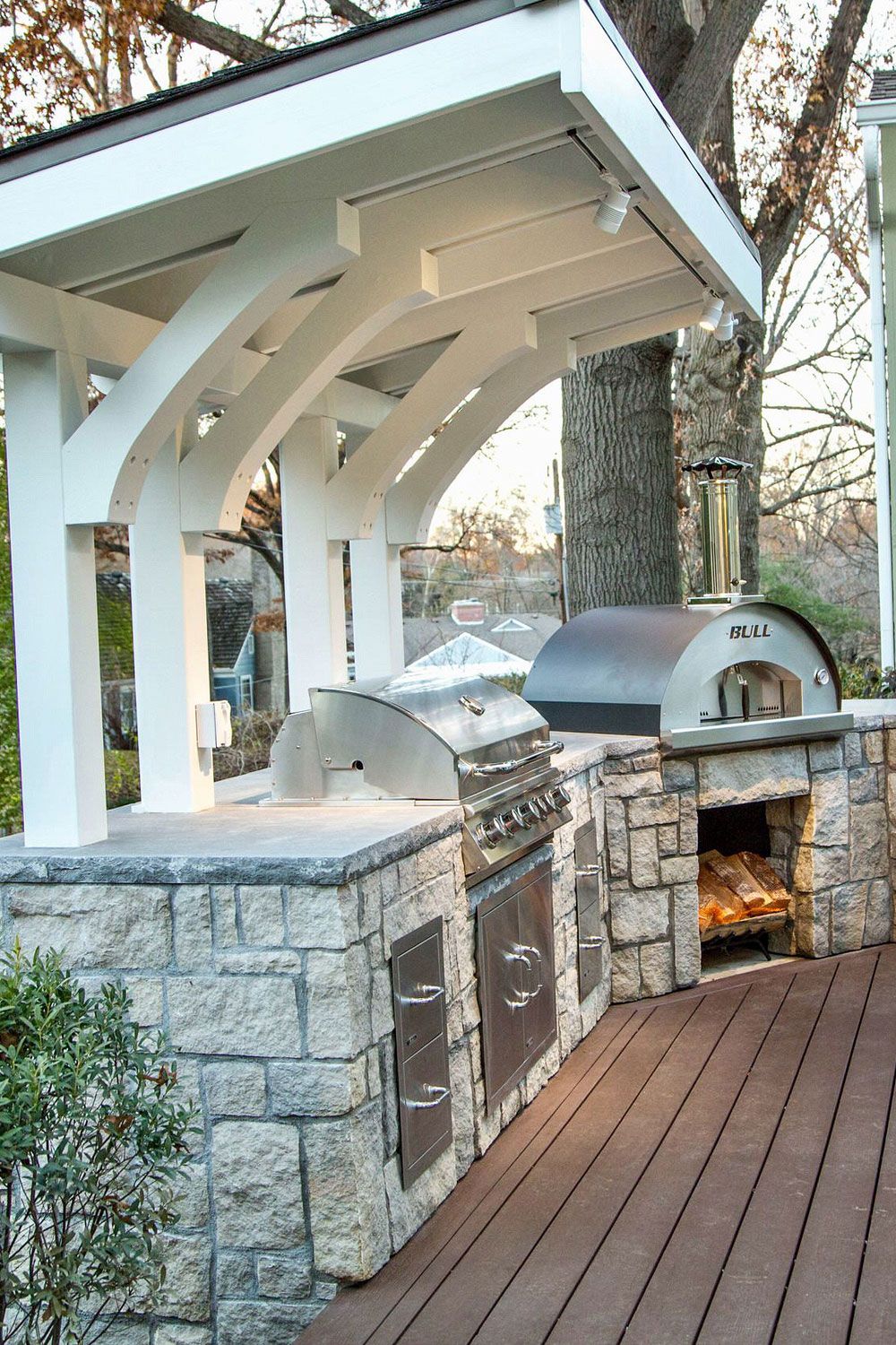 Rejuvenate your Outdoor with
Outdoor Kitchen