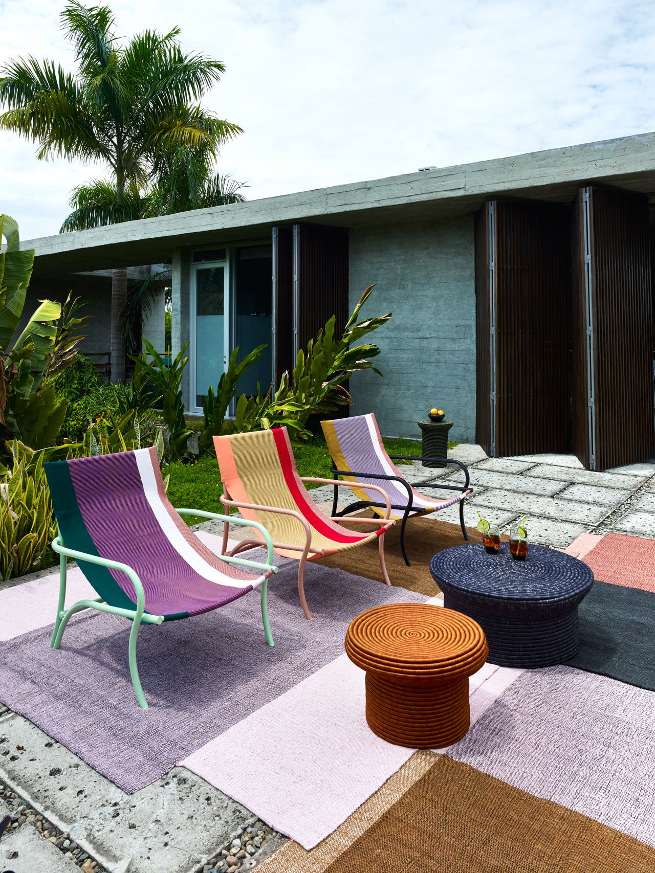 How to buy the best outdoor
lounge chairs