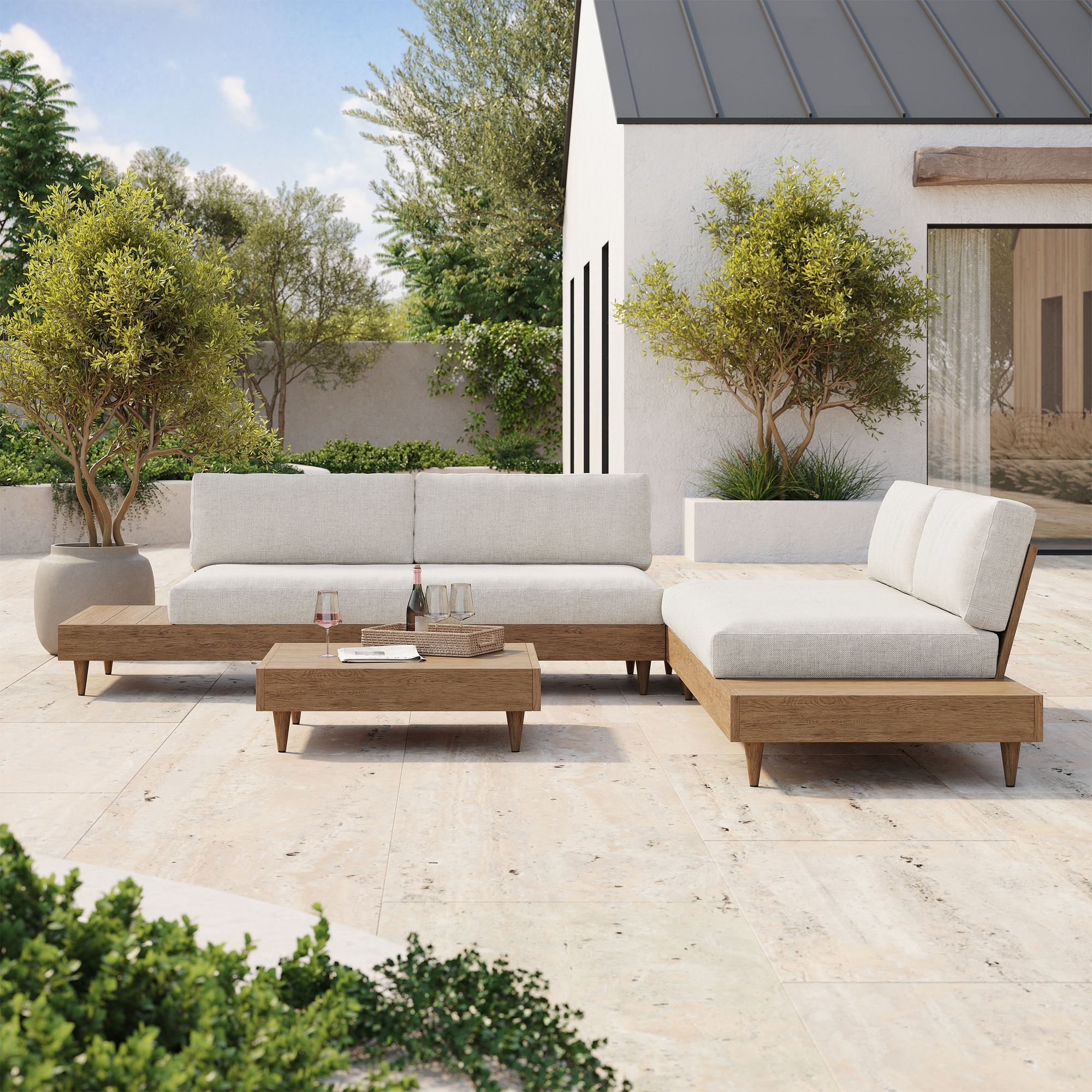 Who is the best supplier of
outdoor sectionals?