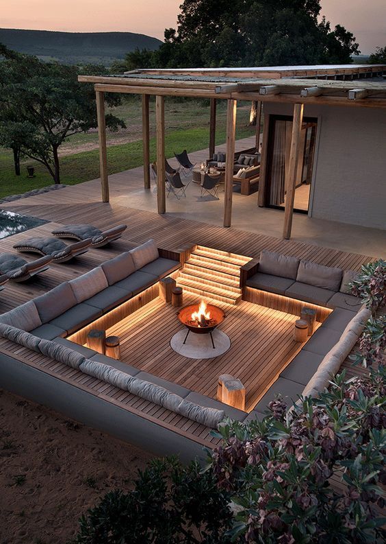 A Suitable Patio Fireplace