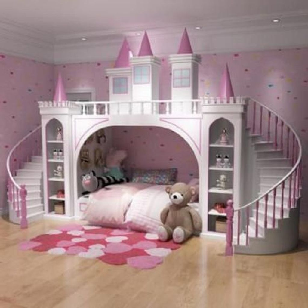 Princess Bedroom Set with
Adorable Accentuating Details