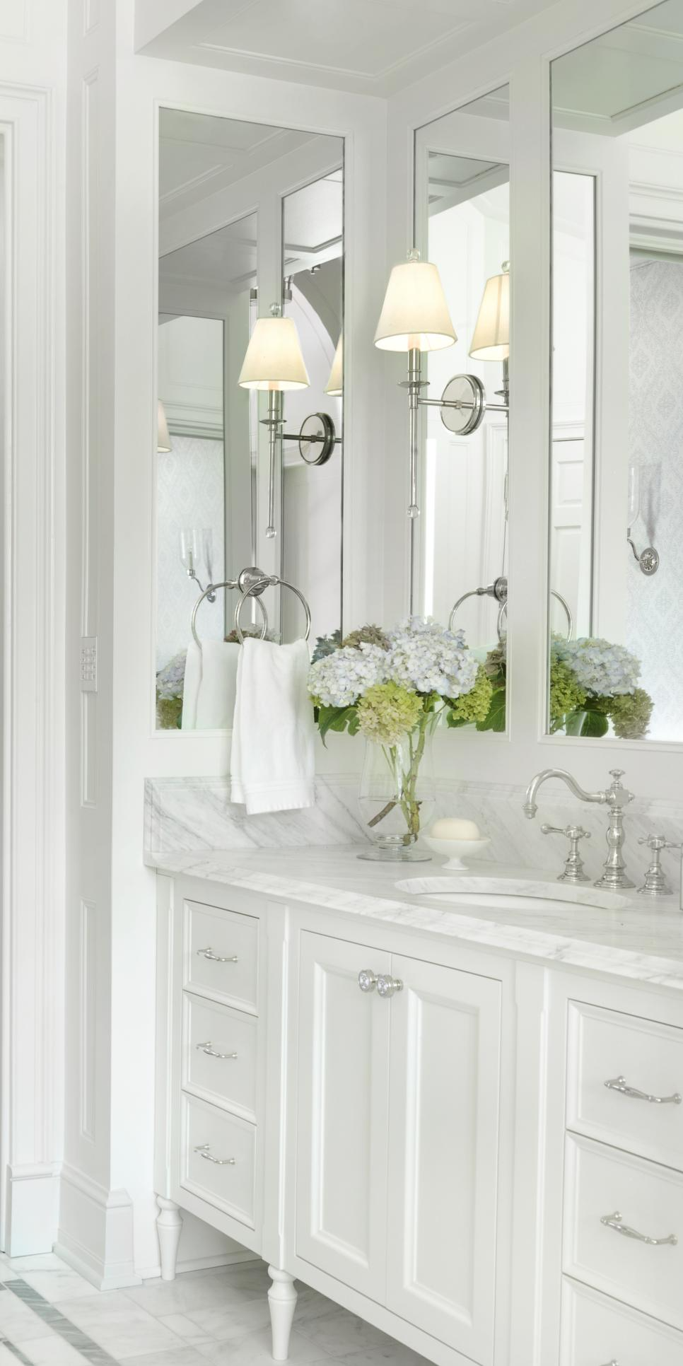 Classic Elegance: Styling with a White
Bathroom Vanity