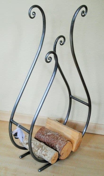 Reap The Countless Benefits of
Buying Wrought Iron Furniture