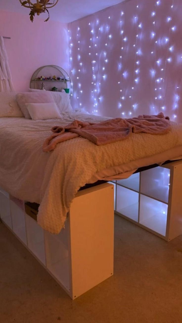 AWESOME BEDROOM IDEAS FOR
TEENAGE GIRLS