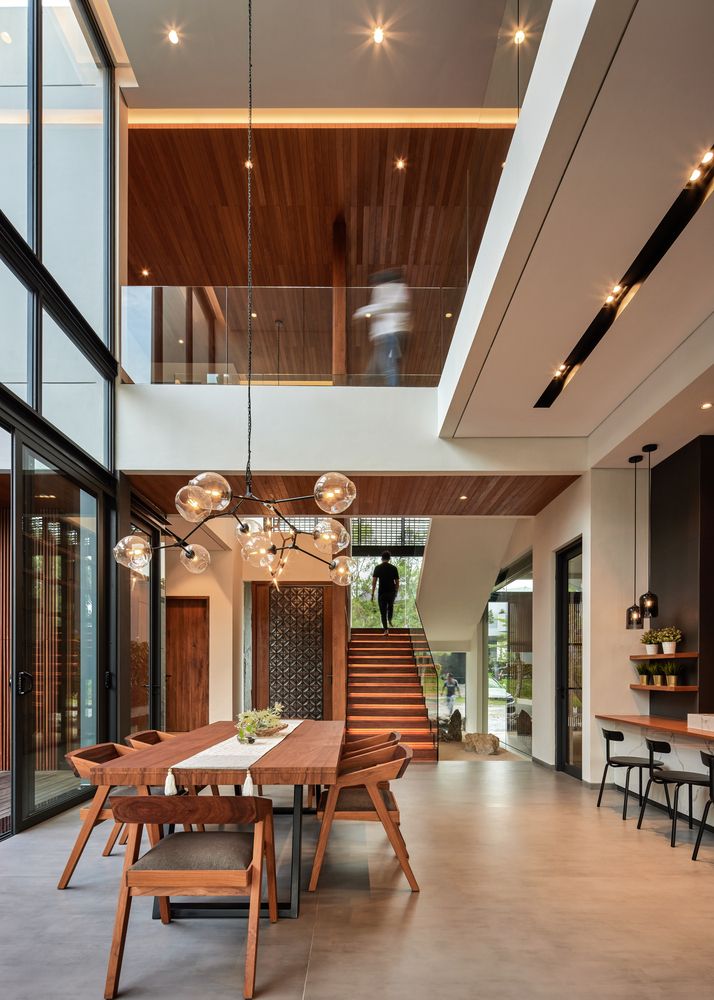 What are the advantages of
getting yourself a contemporary house design?